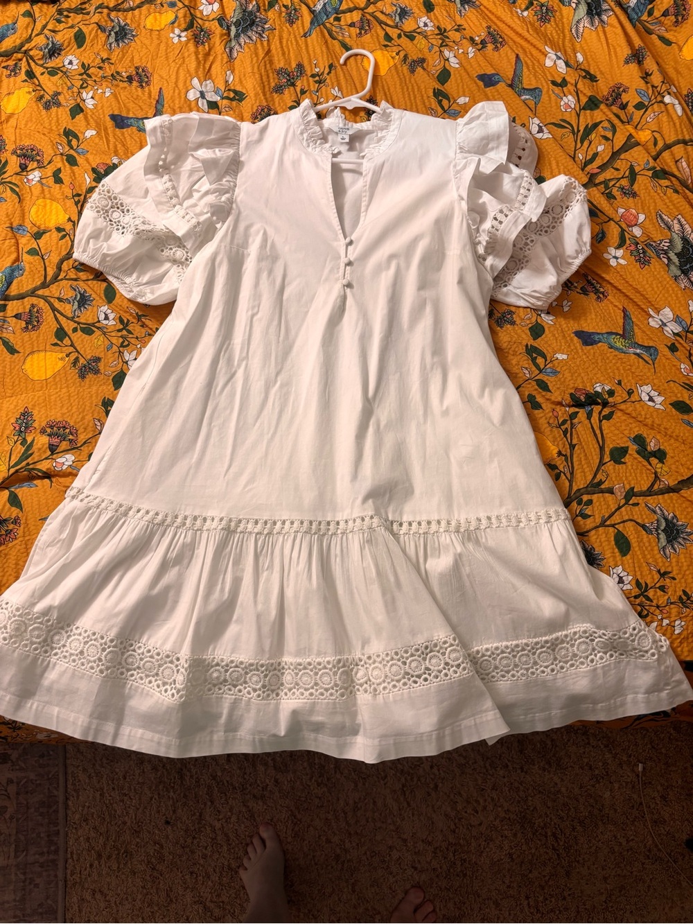 crown & ivy White Eyelet Puff-Sleeve Midi Dress